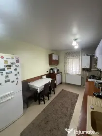 Apartament 4 camere, 79.26 mp, zona Decebal