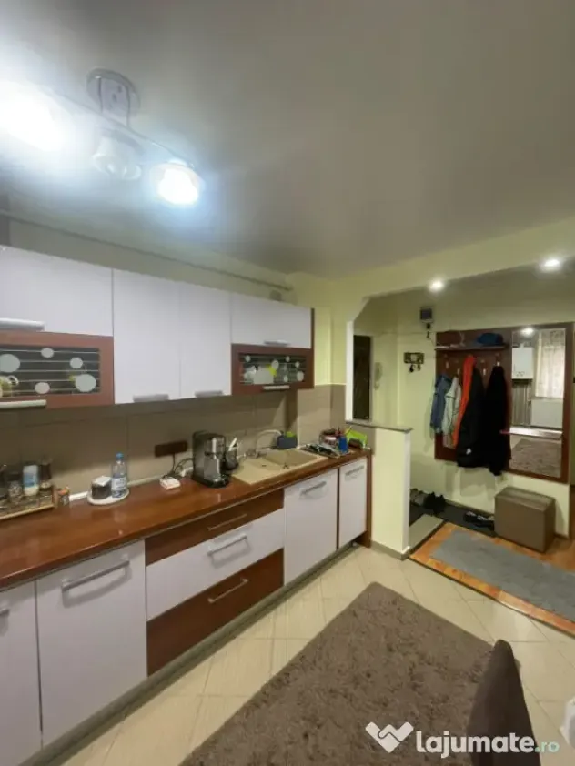 Apartament 4 camere | 79 mp utili | Etaj 1 | Decomandat | Ba - Baia Mare (Maramures)