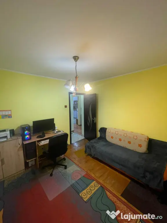 Apartament 4 camere | 79 mp utili | Etaj 1 | Decomandat | Ba - Baia Mare (Maramures)