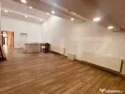 Spatiu comercial, 240 mp, zona Centrala 