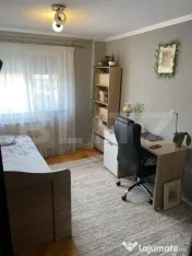 Apartament spațios cu 3 camere, parcare și pivniță – C 