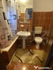 Apartament spațios cu 3 camere, parcare și pivniță – C 
