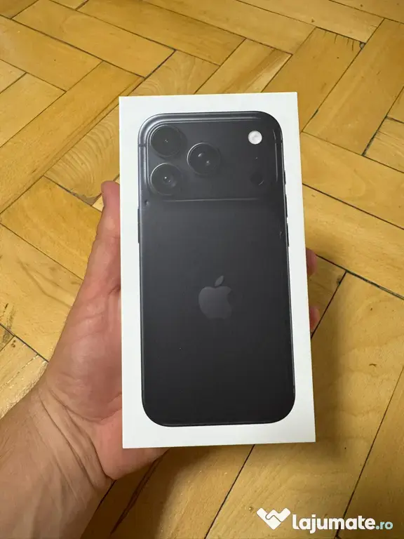 Vand 2 iPhone 18 pro Burgundy si unul Black, 256 GB, sigilat