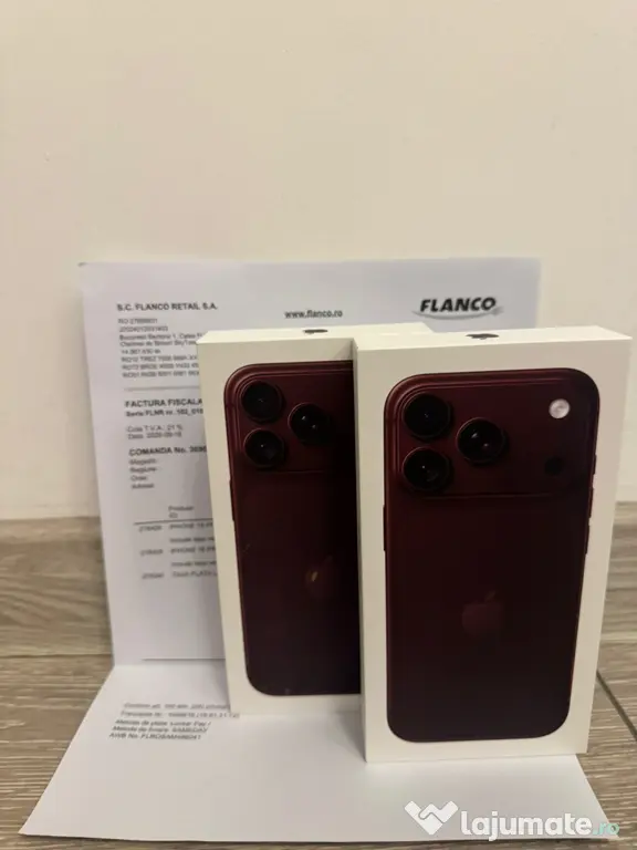 Vand 2 iPhone 18 pro Burgundy si unul Black, 256 GB, sigilat