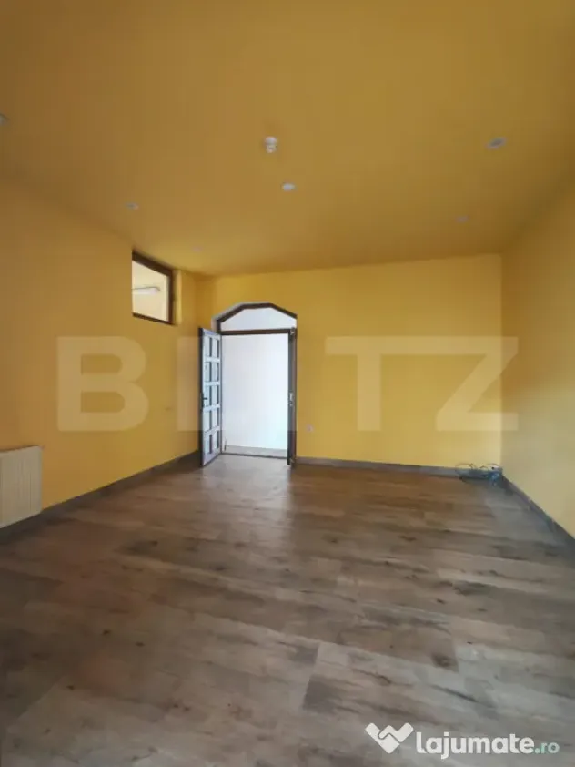 Spatiu comercial 5 incaperi, 214 mp, zona Centrala - Turda (Cluj)