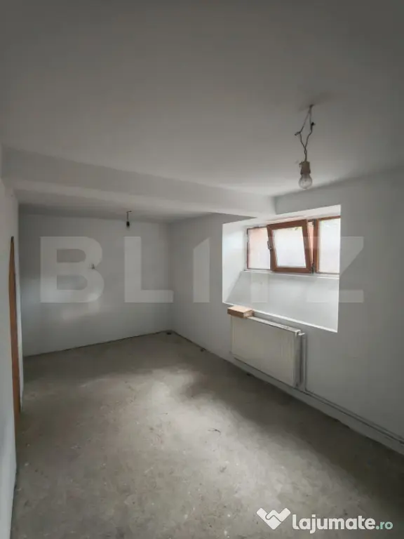 Spatiu comercial 5 incaperi, 214 mp, zona Centrala - Turda (Cluj)