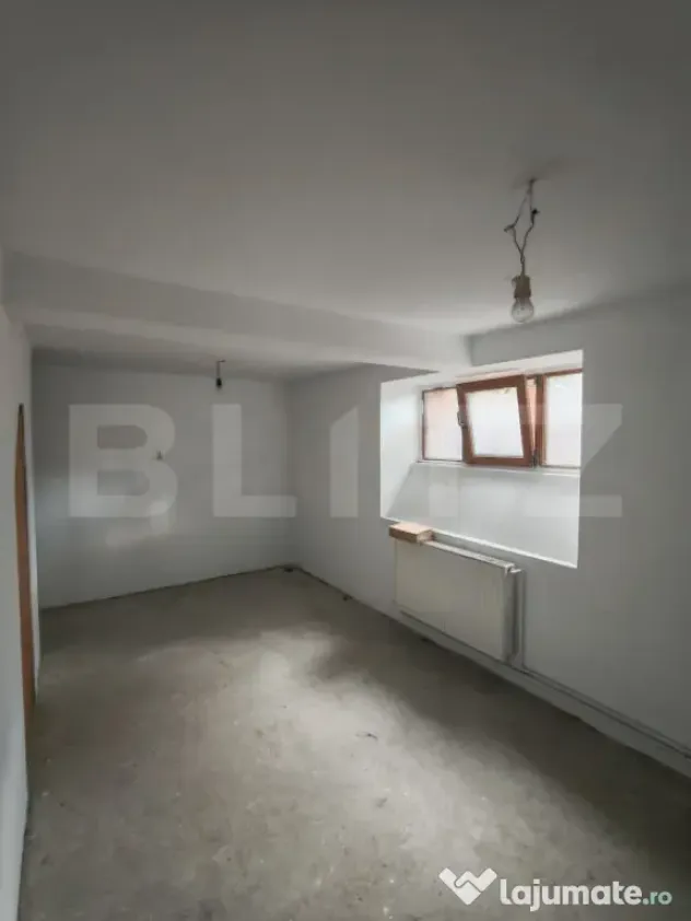 Spatiu comercial 5 incaperi, 214 mp, zona Centrala - Turda (Cluj)