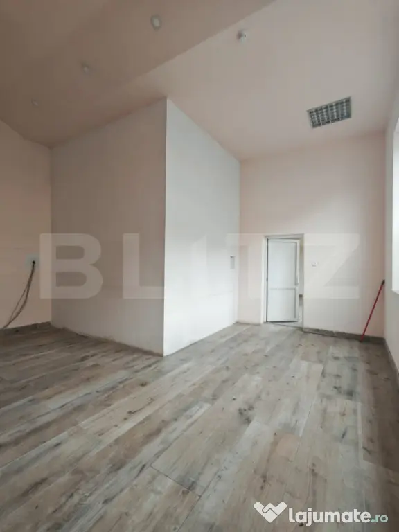 Spatiu comercial 5 incaperi, 214 mp, zona Centrala - Turda (Cluj)