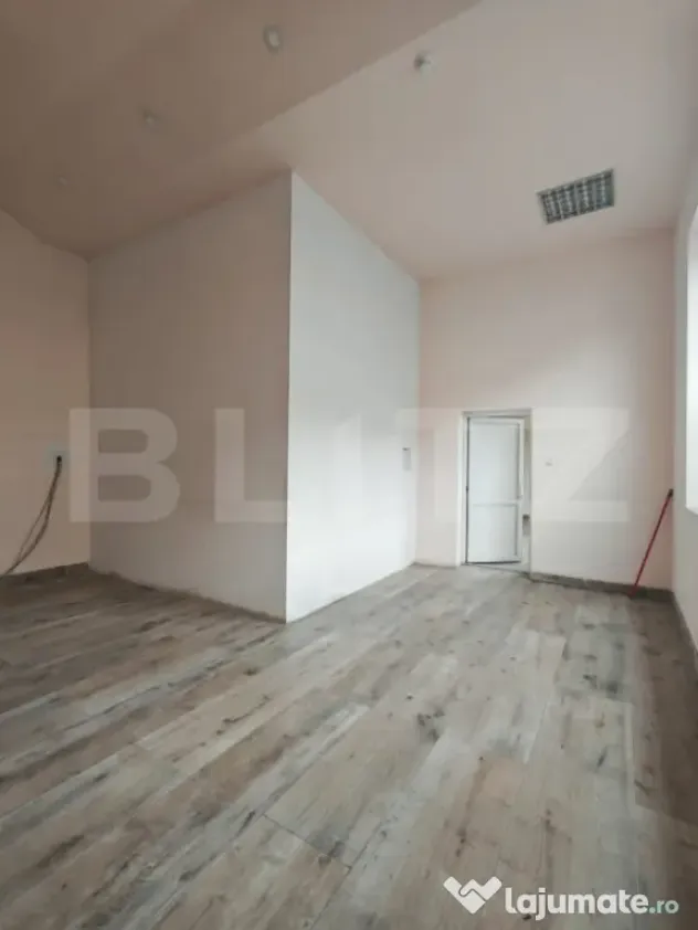 Spatiu comercial 5 incaperi, 214 mp, zona Centrala - Turda (Cluj)