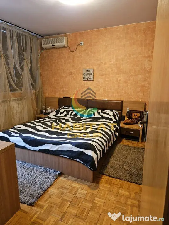 Apartament 4 camere de vanzare Titan, Centrala, Metrou - Bucuresti (Bucuresti-Ilfov)