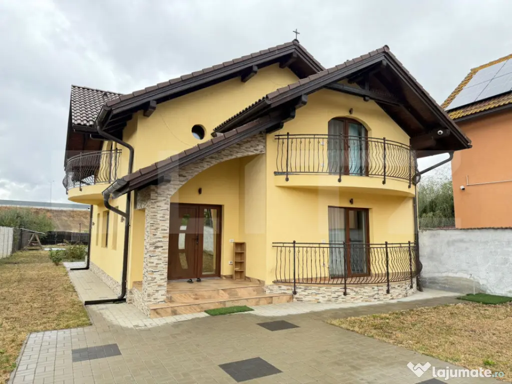 Casa individuala de inchiriat , 4 dormitoare , 4 bai , teren - Rasnov (Brasov)