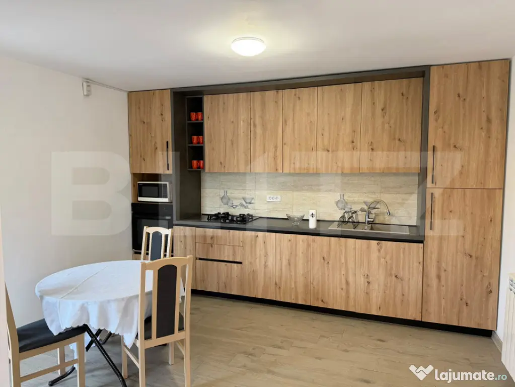Casa individuala de inchiriat , 4 dormitoare , 4 bai , teren - Rasnov (Brasov)