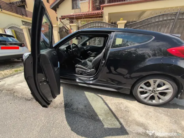 Veloster Turbo Premium – 2016 – 65.500 km – 186 CP – DCT Automată – Panoramic