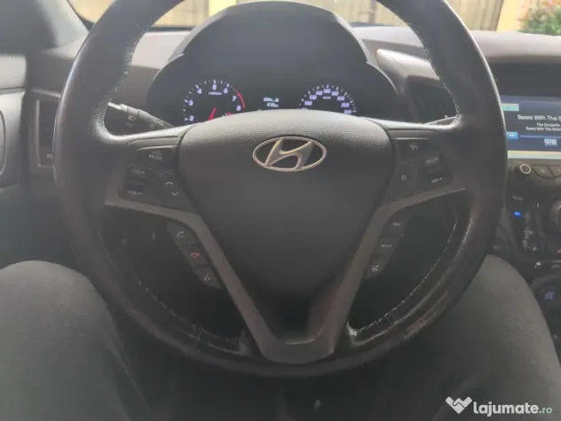 Veloster Turbo Premium – 2016 – 65.500 km – 186 CP – DCT Automată – Panoramic