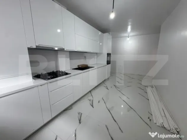 Apartament 3 camere, 63 mp, parcare, 2 balcoane, zona Stejar - Floresti (Cluj)