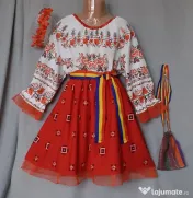 Costum popular pentru copii 6-7-8-9 ani 225 lei 