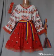 Costum popular pentru copii 6-7-8-9 ani 225 lei 