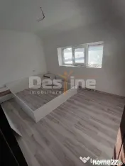 Apartament cu 2 camere+mansardă 
