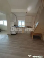 Apartament cu 2 camere+mansardă 