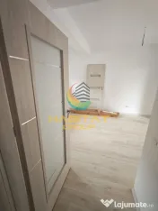 Triplex- 4 camere- mutare imediata 