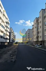 Vanzare spatiu comercial parter Berceni Grand Arena 160 mp 