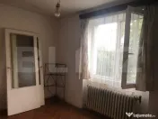 Apartament de vanzare , 50 mp , cu balcon , zona Solidaritat 