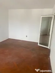 Apartament 2 camere decomandate zona KM 4-5 