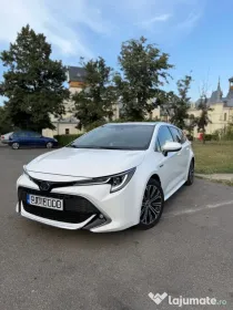 Toyota Corolla 1.8 Hybrid TS - EXCLUSIVE