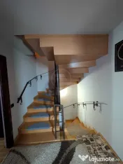 Vanzare Casa 5 camere; 180 mp; 2 bai , Iazului 