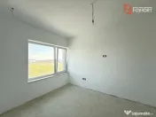 COMISION 0% Apartament cu 3 camere si terasa de 25 mp, etaj 