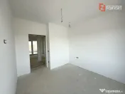 COMISION 0% Apartament cu 3 camere si terasa de 25 mp, etaj 