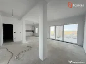 COMISION 0% Apartament cu 3 camere si terasa de 25 mp, etaj 