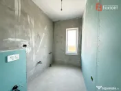 COMISION 0% Apartament cu 3 camere si terasa de 25 mp, etaj 
