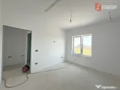 COMISION 0% Apartament cu 3 camere si terasa de 25 mp, etaj 