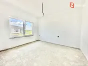 Duplex cu 3 camere si 2 bai - 76 mp utili - Bucovat 