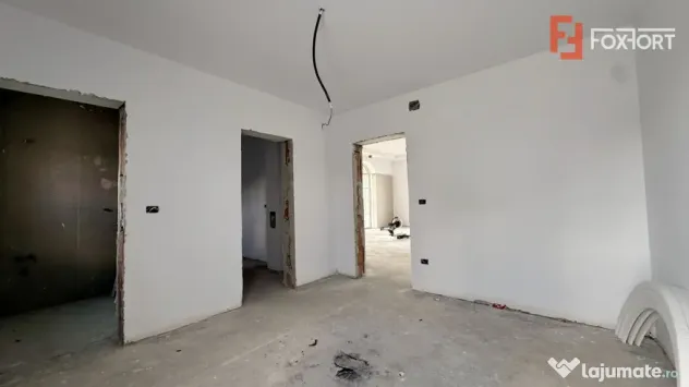 Casa de vanzare 5 camere si teren de 950 mp - Mosnita Noua - Mosnita Noua (Timis)