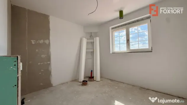 Casa de vanzare 5 camere si teren de 950 mp - Mosnita Noua - Mosnita Noua (Timis)