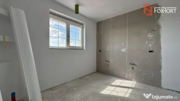 Casa de vanzare 5 camere si teren de 950 mp - Mosnita Noua - Mosnita Noua (Timis)