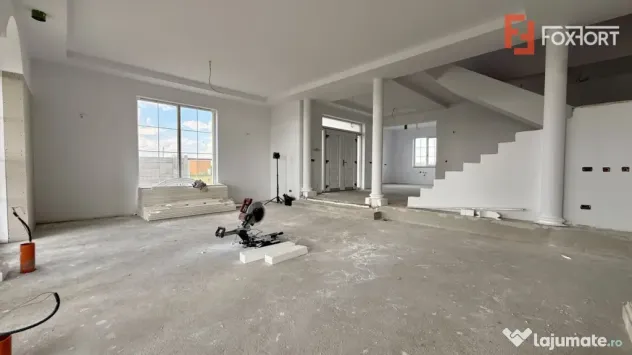 Casa de vanzare 5 camere si teren de 950 mp - Mosnita Noua - Mosnita Noua (Timis)