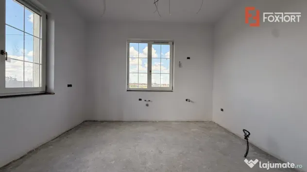 Casa de vanzare 5 camere si teren de 950 mp - Mosnita Noua - Mosnita Noua (Timis)