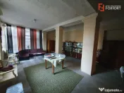 Apartament cu 5 camere de vanzare in Deta, zona Central 