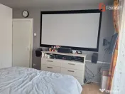 Apartament spatios cu 4 camere, 2 locuri de parcare – zona 