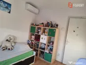 Apartament spatios cu 4 camere, 2 locuri de parcare – zona 