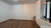 COMISION 0% Apartament cu 2 camere la parter cladire istoric 