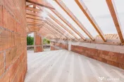 Casă în stil chalet, la baza Dealului Lempeș 175 mp utili 