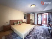 Casa individuala cu 6 camere de vanzare in localitatea Sacal 