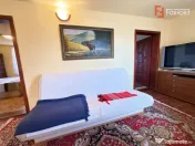 Casa individuala cu 6 camere de vanzare in localitatea Sacal 