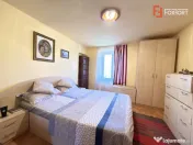 Casa individuala cu 6 camere de vanzare in localitatea Sacal 