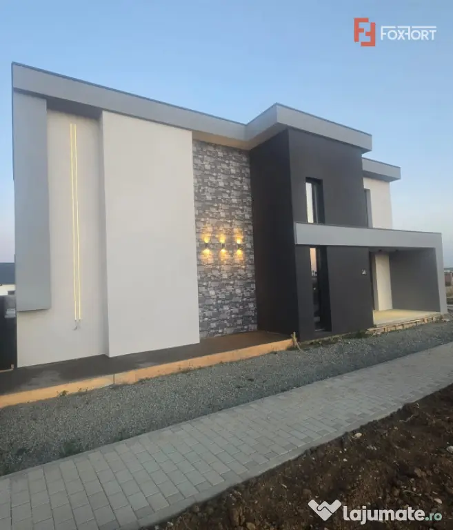 Casa individuala noua cu finisaje si amenajari de lux - Giarmata Vii (Timis)