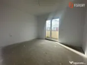 Apartament cu 2 camere, decomandat + terasa de 41 mp, in zon